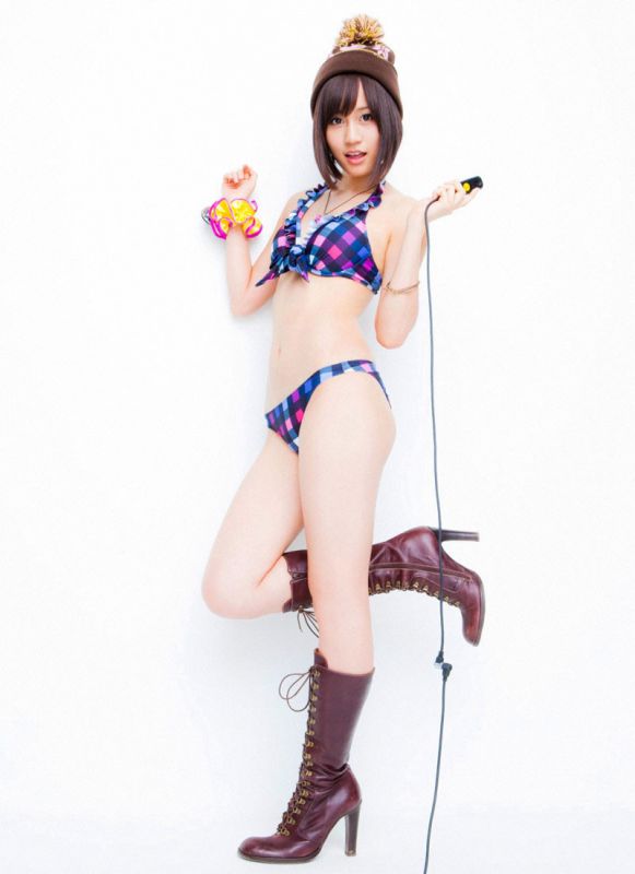 爆乳萌妹子私房诱人写真