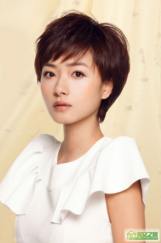 清新气质女神万茜写真美图