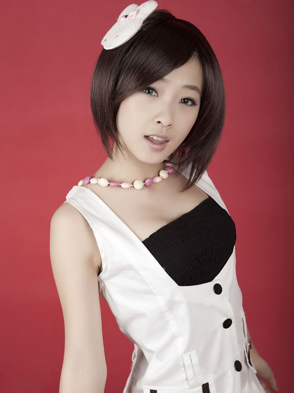 明星美女何曼婷清纯高清写真