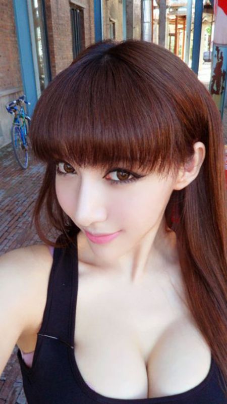 美女张婉悠性感迷人写真