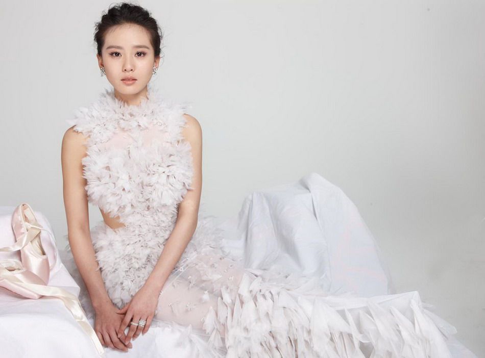 女星刘诗诗甜美可人写真