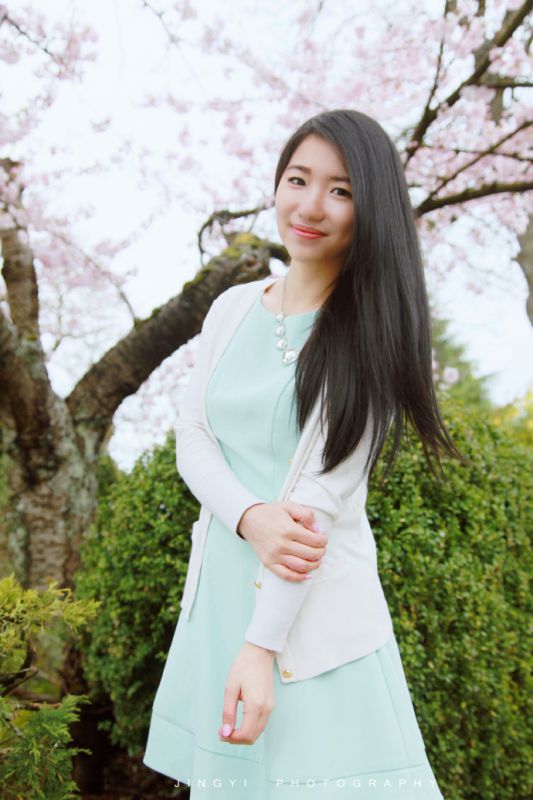 樱花树下的小美女唯美意境写真