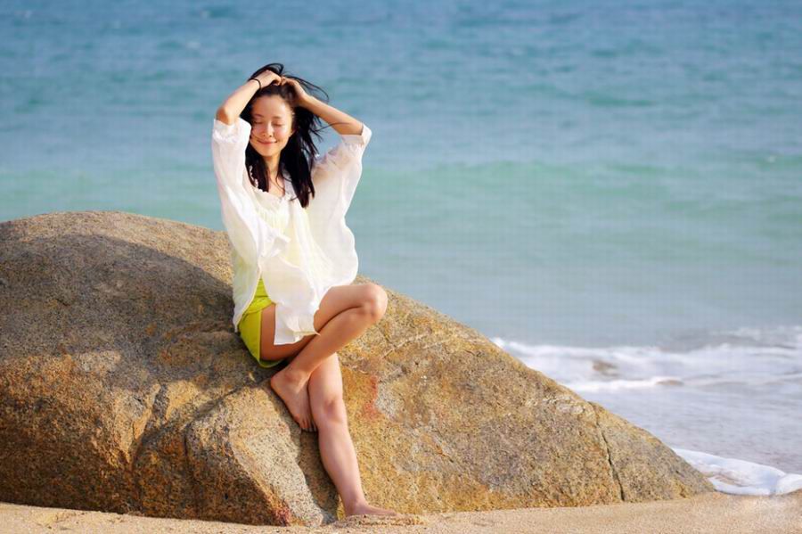 清纯美女江一燕海滩风情写真