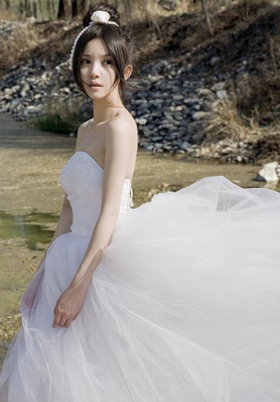 美女杨子姗清纯迷人写真