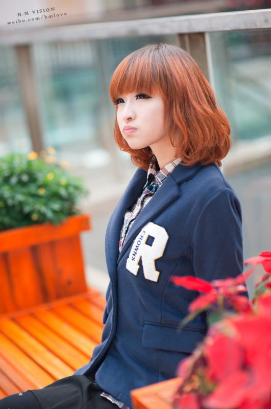 甜美学生制服小清新户外写真