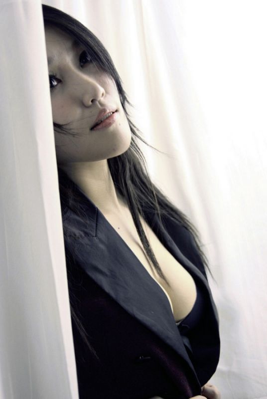 豹纹内衣可爱美女高清写真