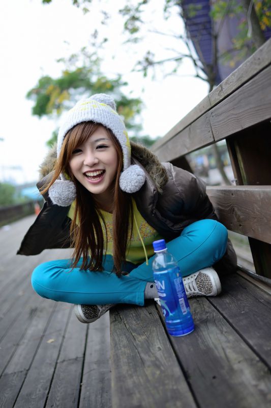 邻家女孩可爱清纯街拍图集