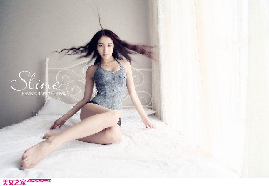 美模安瑞甜闺房诱惑迷人写真