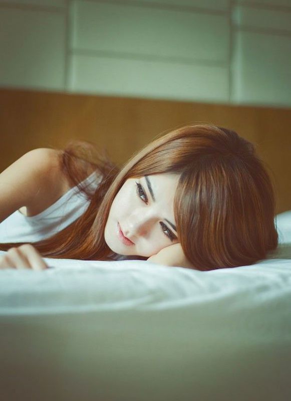清新萌妹子闺房高清写真