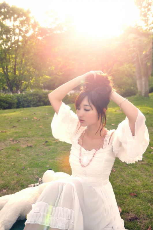 清纯校花户外唯美写真