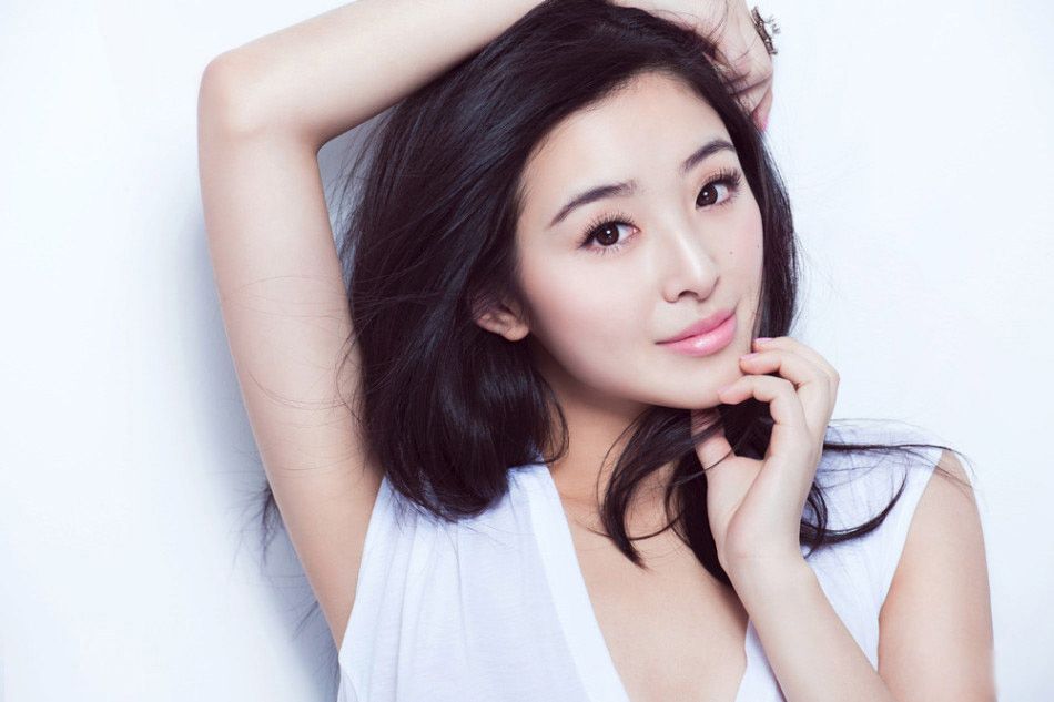 张含韵清纯迷人写真