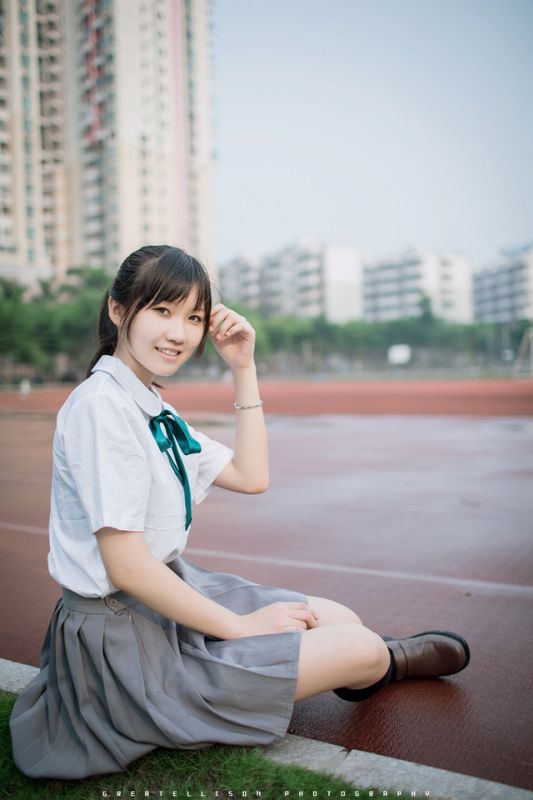 氧气美少女制服黑丝迷人写真