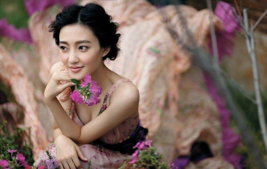女星王丽坤碎花裙高清写真