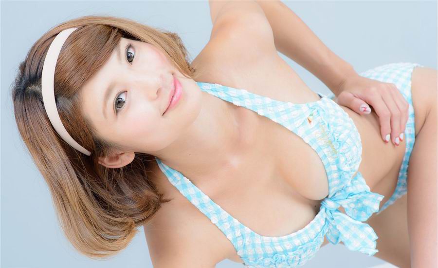 y井美香私房性感内衣私房写真照
