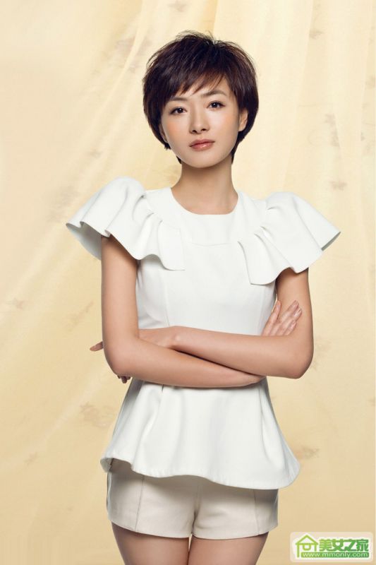 清新气质女神万茜写真美图