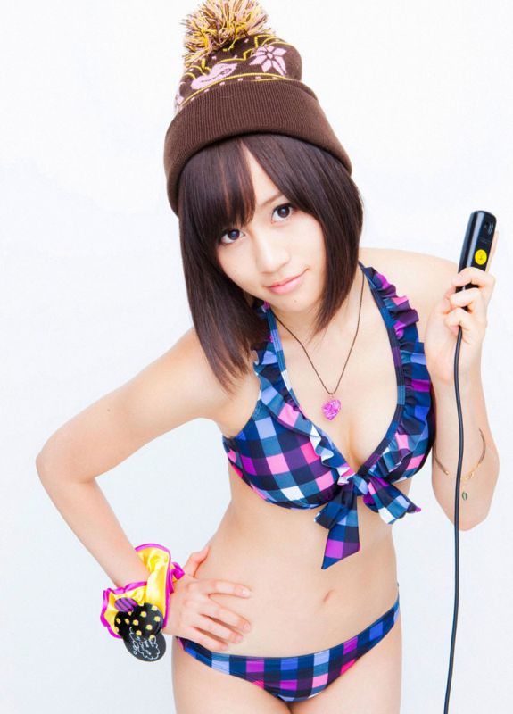 爆乳萌妹子私房诱人写真