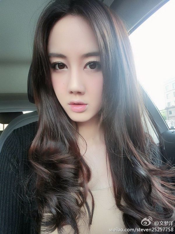 甜美女孩文梦洋生活自拍照