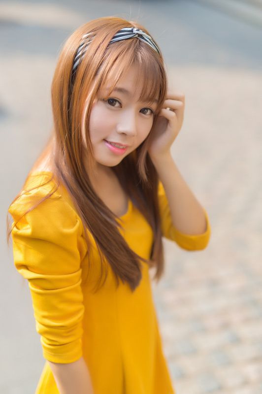 清纯甜美美眉户外高清写真照