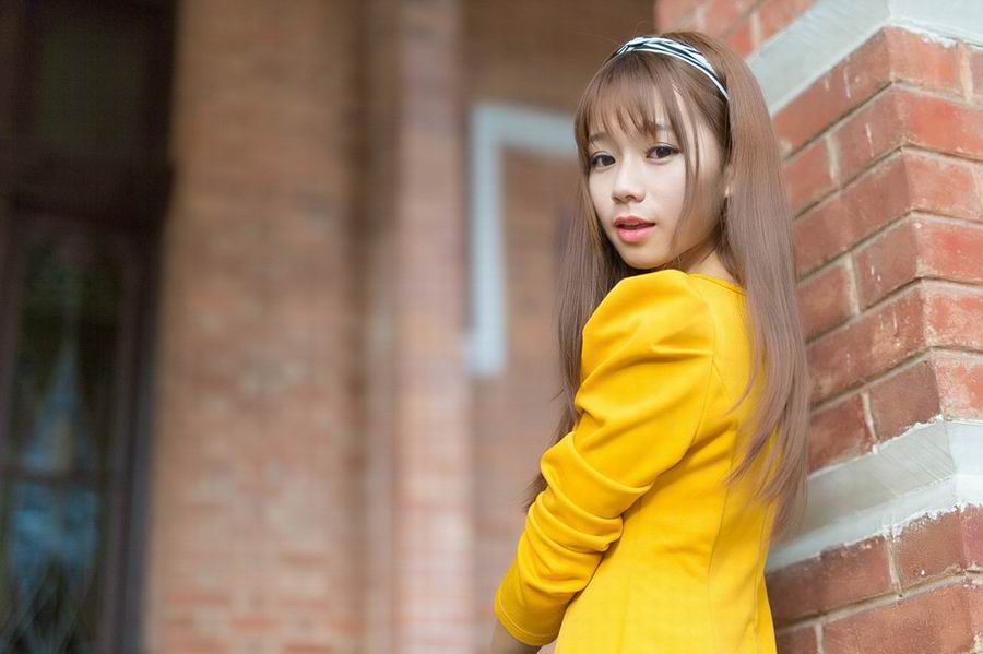 清纯甜美美眉户外高清写真照