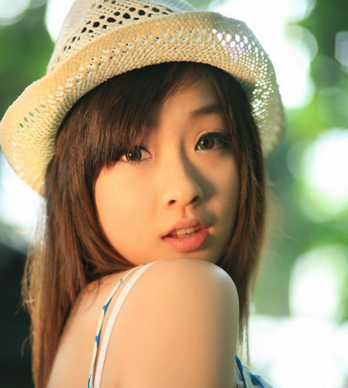 明星美女何曼婷清纯高清写真
