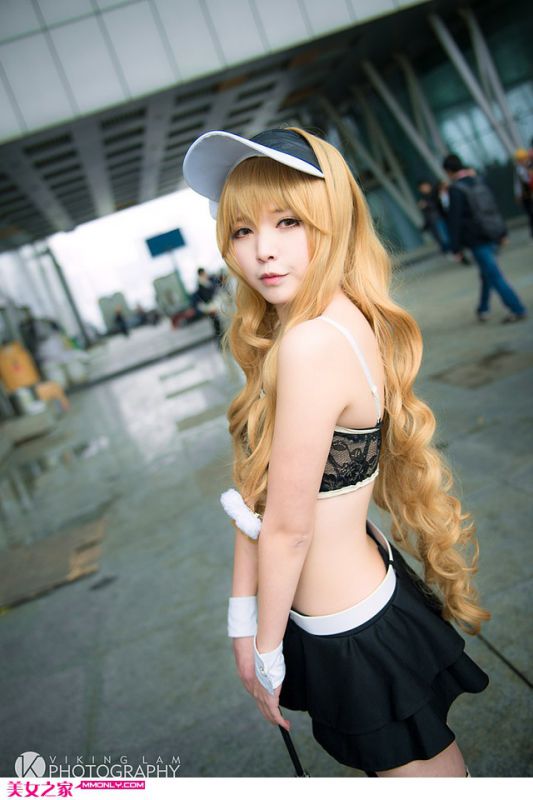 金发美女cosplay可爱魔理沙写真