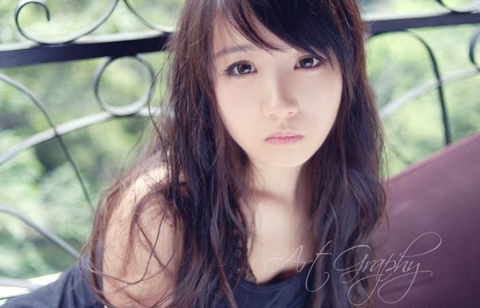 黑色内衣性感美女居家诱人写真