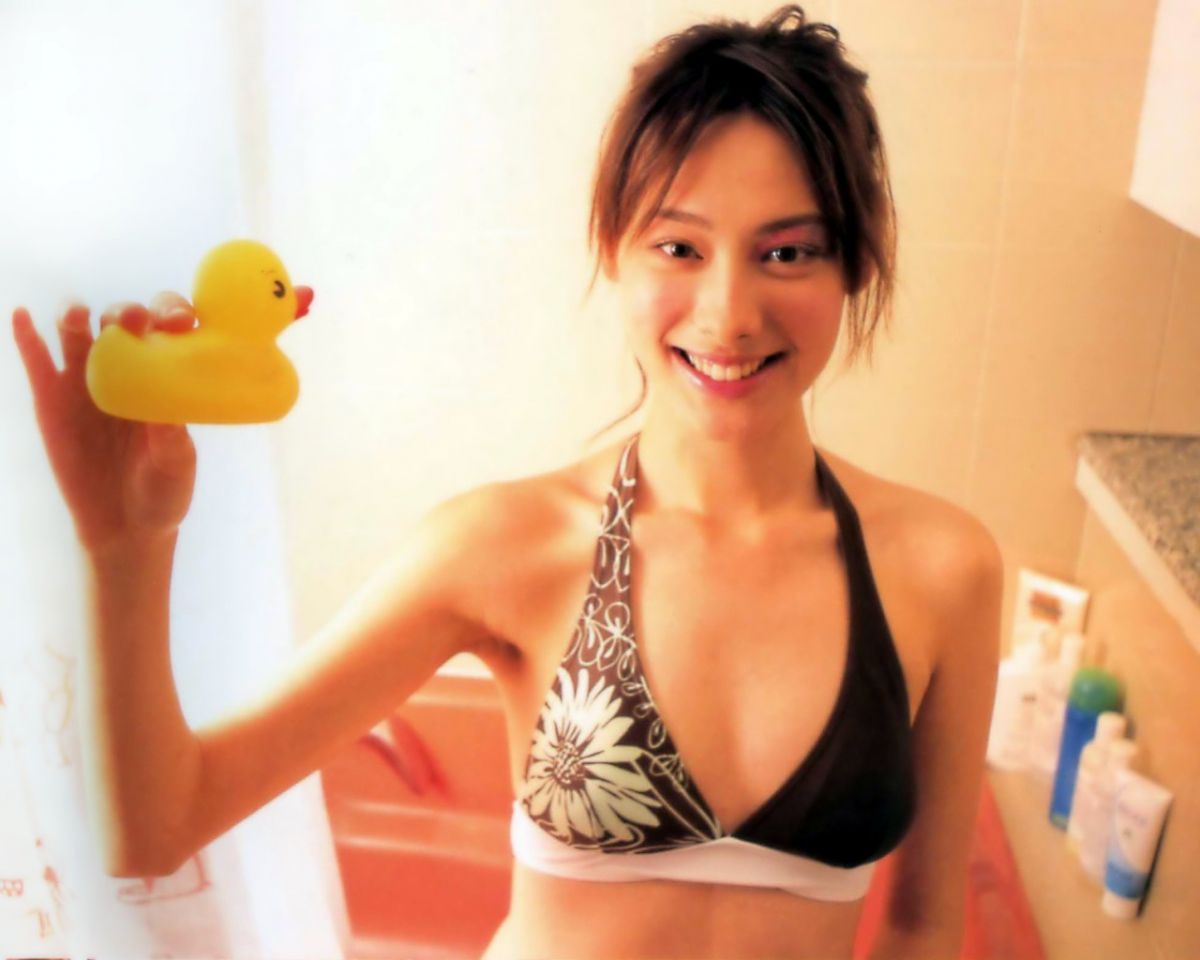 梁洛施性感比基尼高清写真