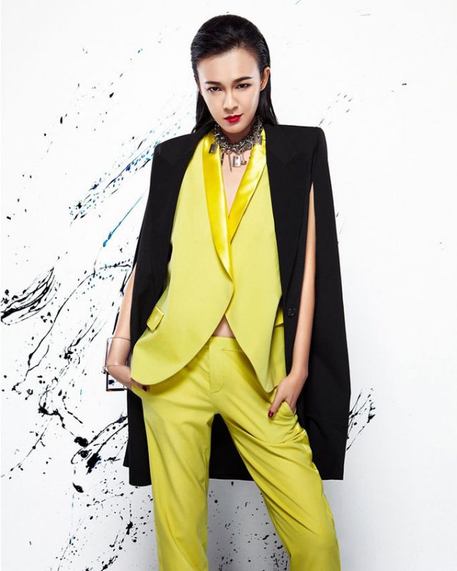 美女模特李艾高清私房写真