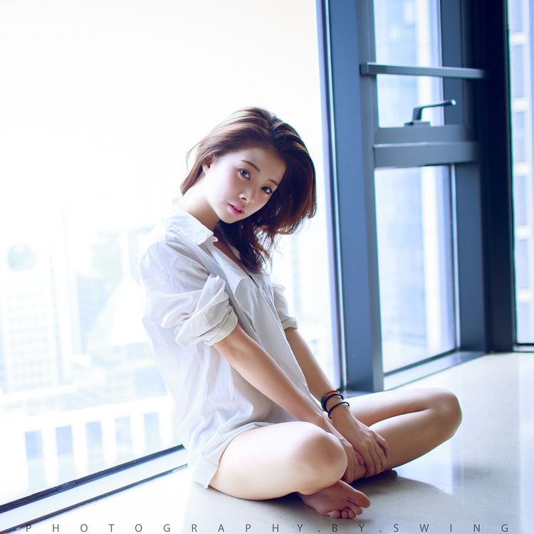 性感翘臀美女私房高清写真