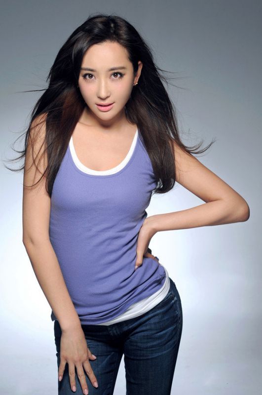 杜若溪甜美笑容高清写真