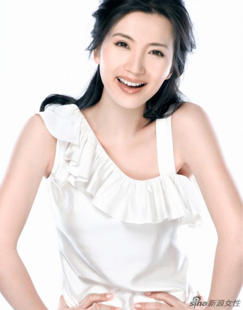 靓丽萌妹子陈好清新写真
