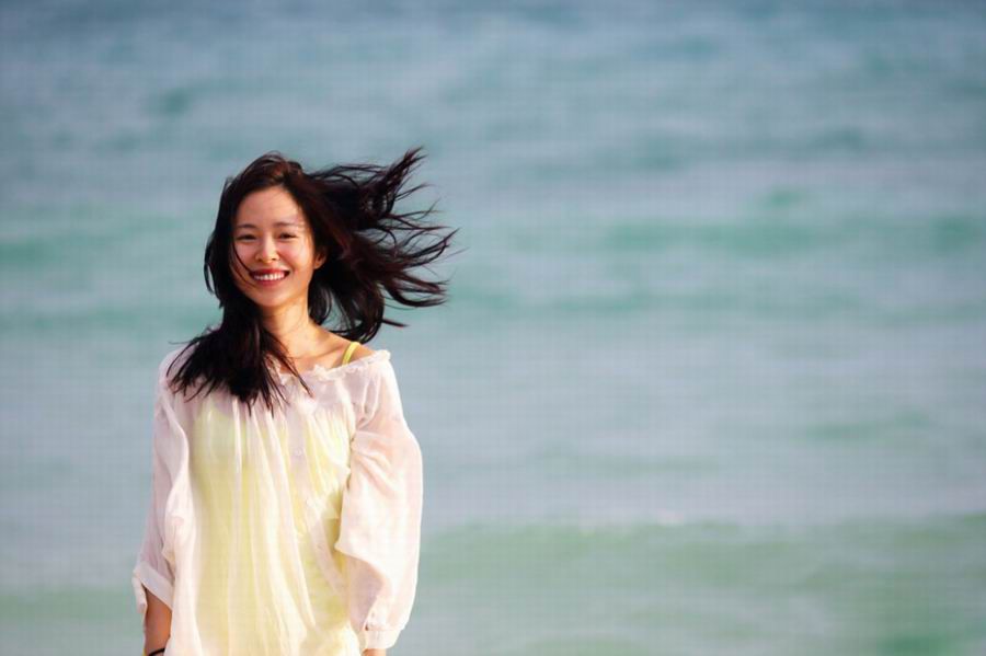 清纯美女江一燕海滩风情写真