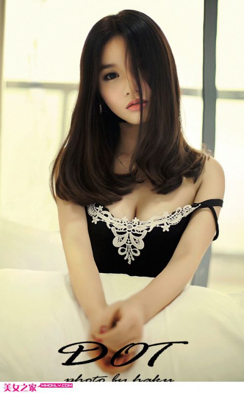90后内衣美眉私房诱惑写真