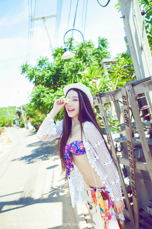 夏日比基尼美女性感写真