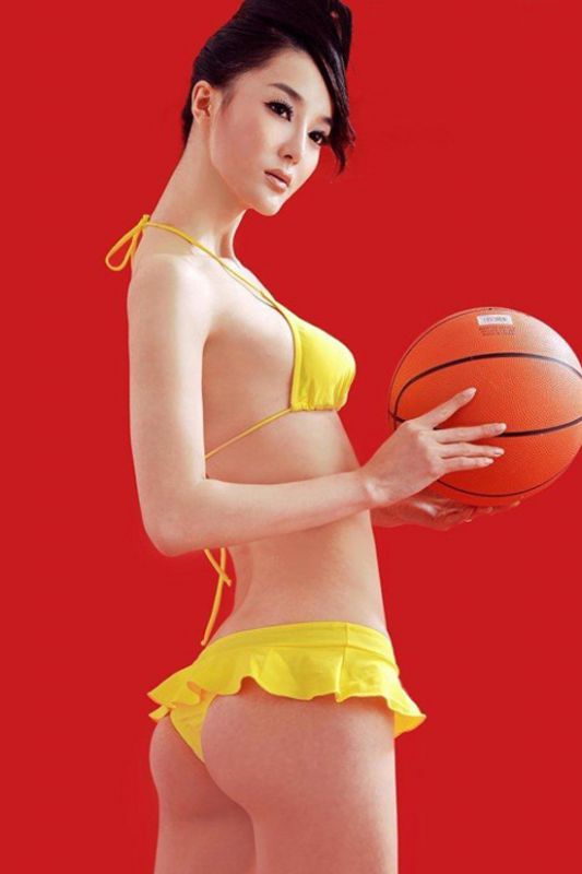 篮球宝贝李颖芝翘臀兔女郎自拍集锦