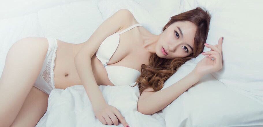 私房美女内衣妩媚大胸迷人写真