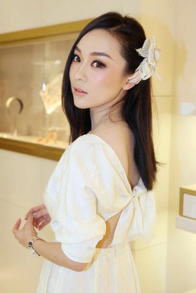 靓丽女星霍思燕性感高清写真