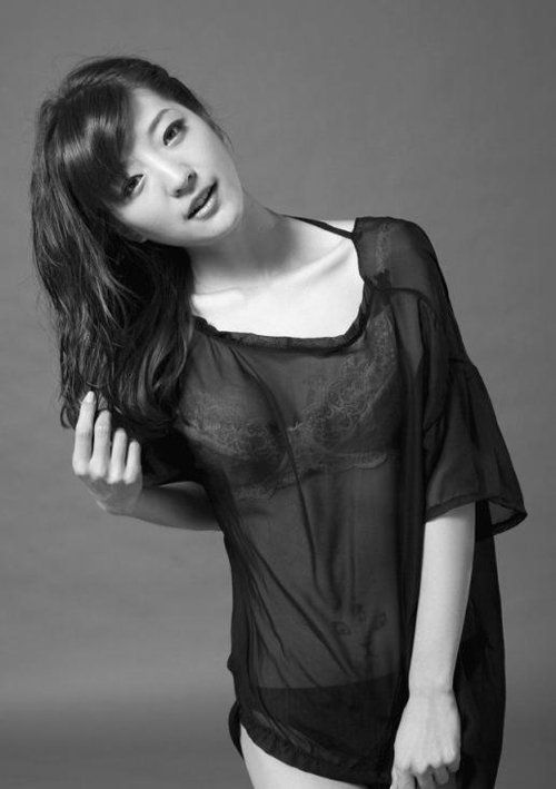 90后篮球宝贝王瑶萱迷人美臀特拍