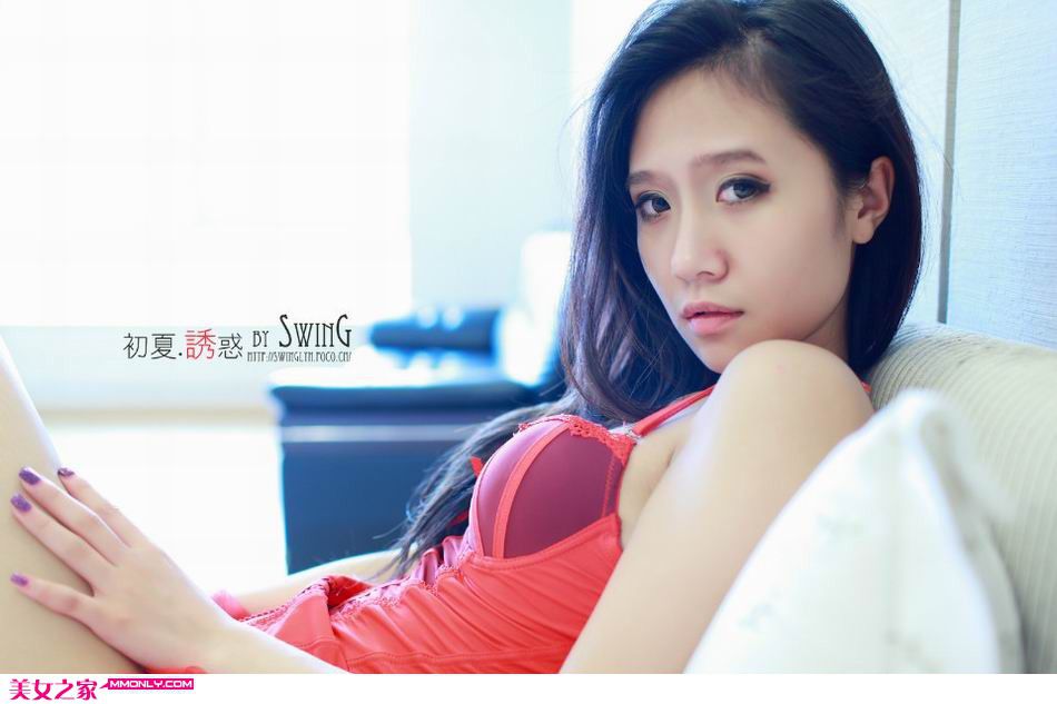 透视装美女性感妩媚写真