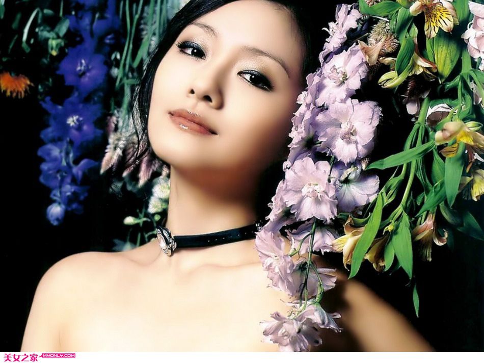 大S徐熙媛最新魅力造型写真