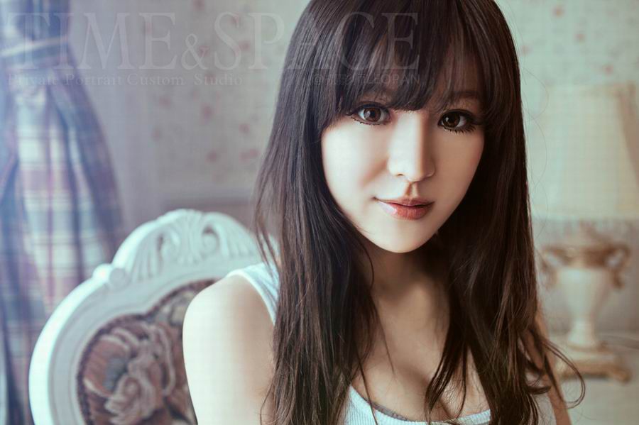 清纯美女俏皮私房照惹人怜