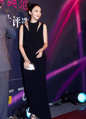 美女明星姚晨性感美背迷人高清图片