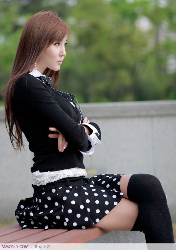 韩国美女崔有静高清迷人写真