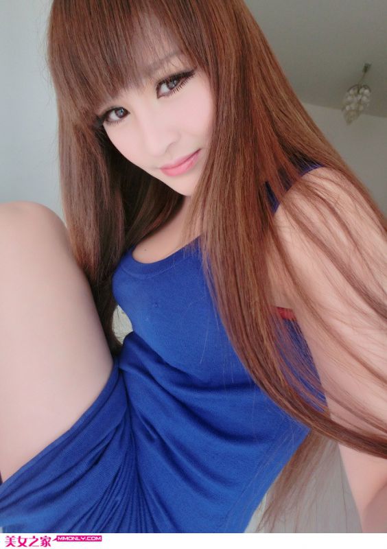 可爱小美女苏夏性感私房照