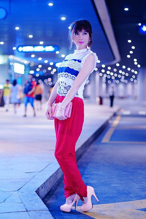都市性感女郎街头翘臀个性时尚街拍