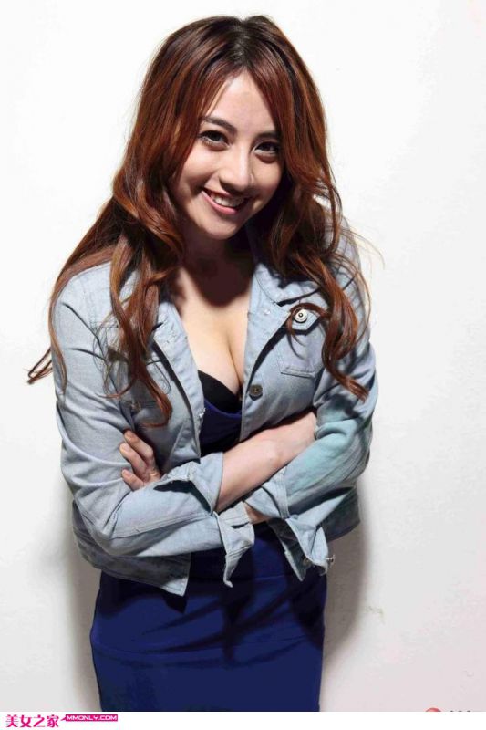 妩媚美女杨青倩私房诱人写真