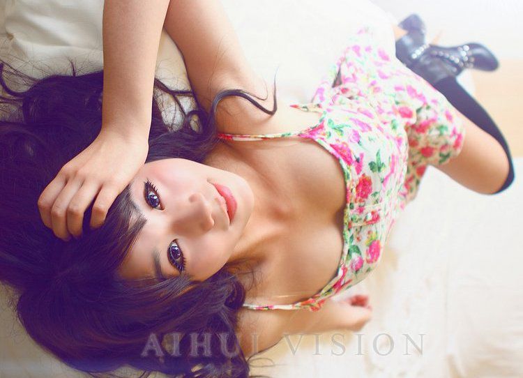 宅男心中的大胸萌妹子私房照