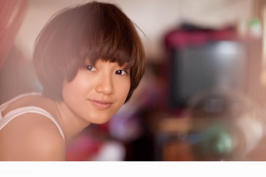 清纯美女朱丹上演床上诱惑