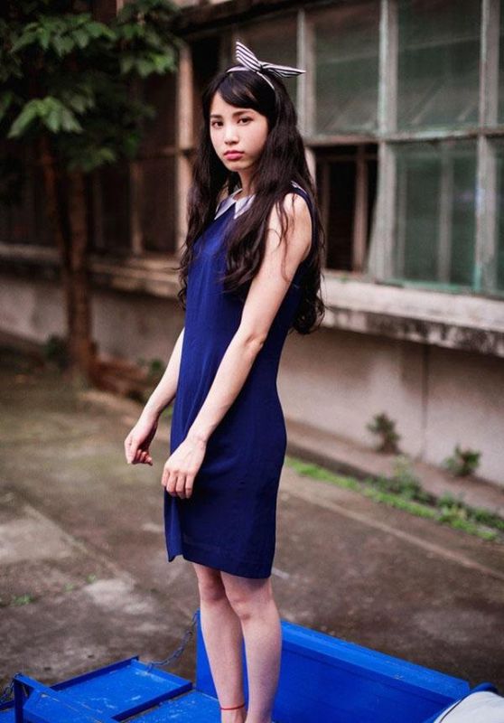 欢乐萌妹子清新写真拍摄