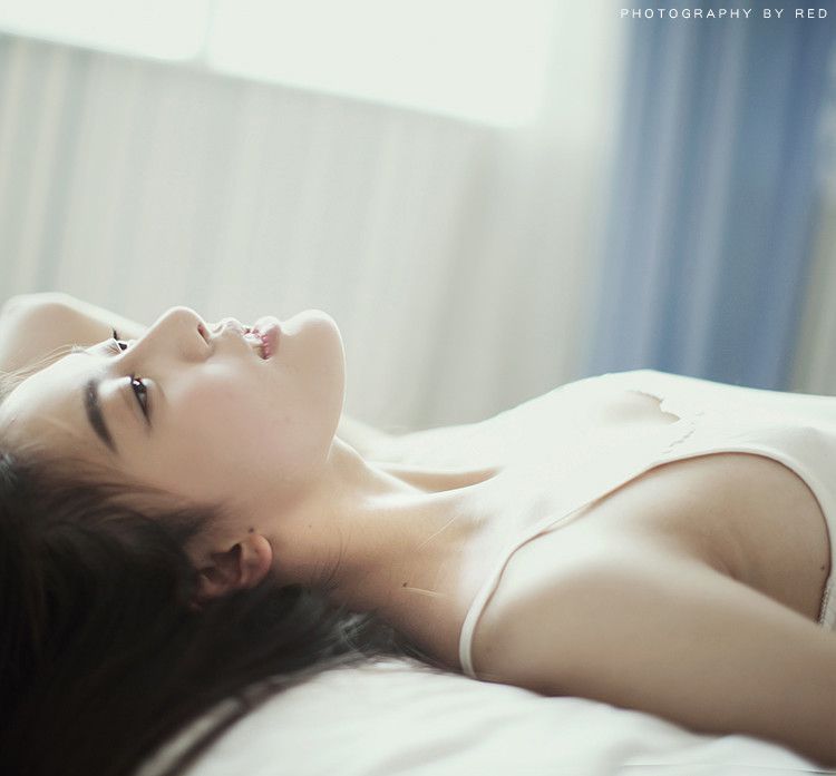 清纯美少女私房迷人写真